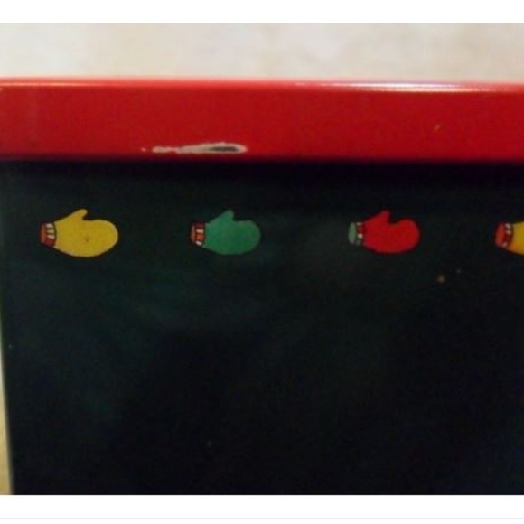 YOKU MOKU 2008 Christmas Tin Heart Shaped House - Picture 8 of 8